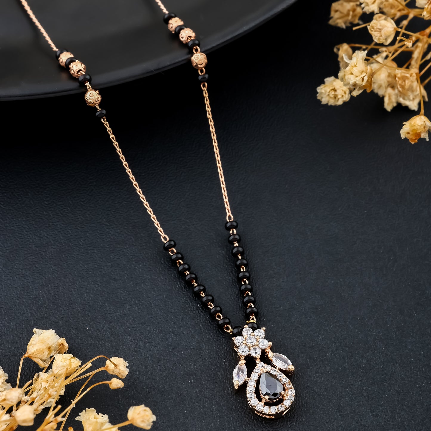 Sarika Mangalsutra