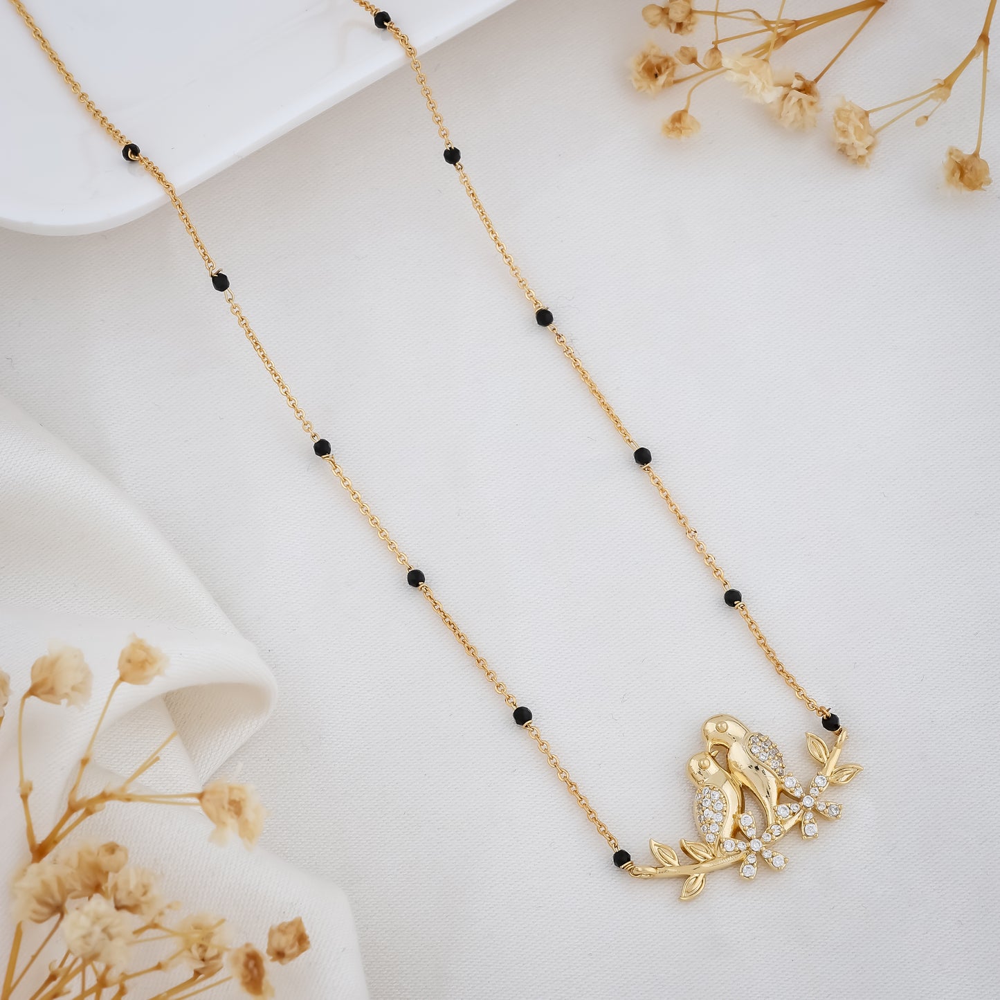 Yuvika Mangalsutra